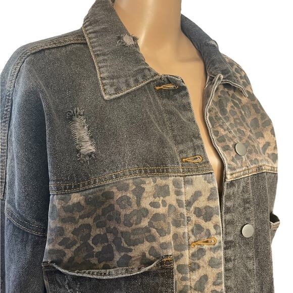 POL Denim JACKET Womens L Black Distressed Long Sleeves Animal Print Patchwork - Picture 6 of 14